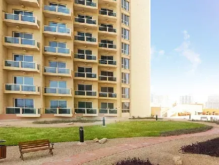 Lago Vista Retail · Dubai Production City, ドバイ