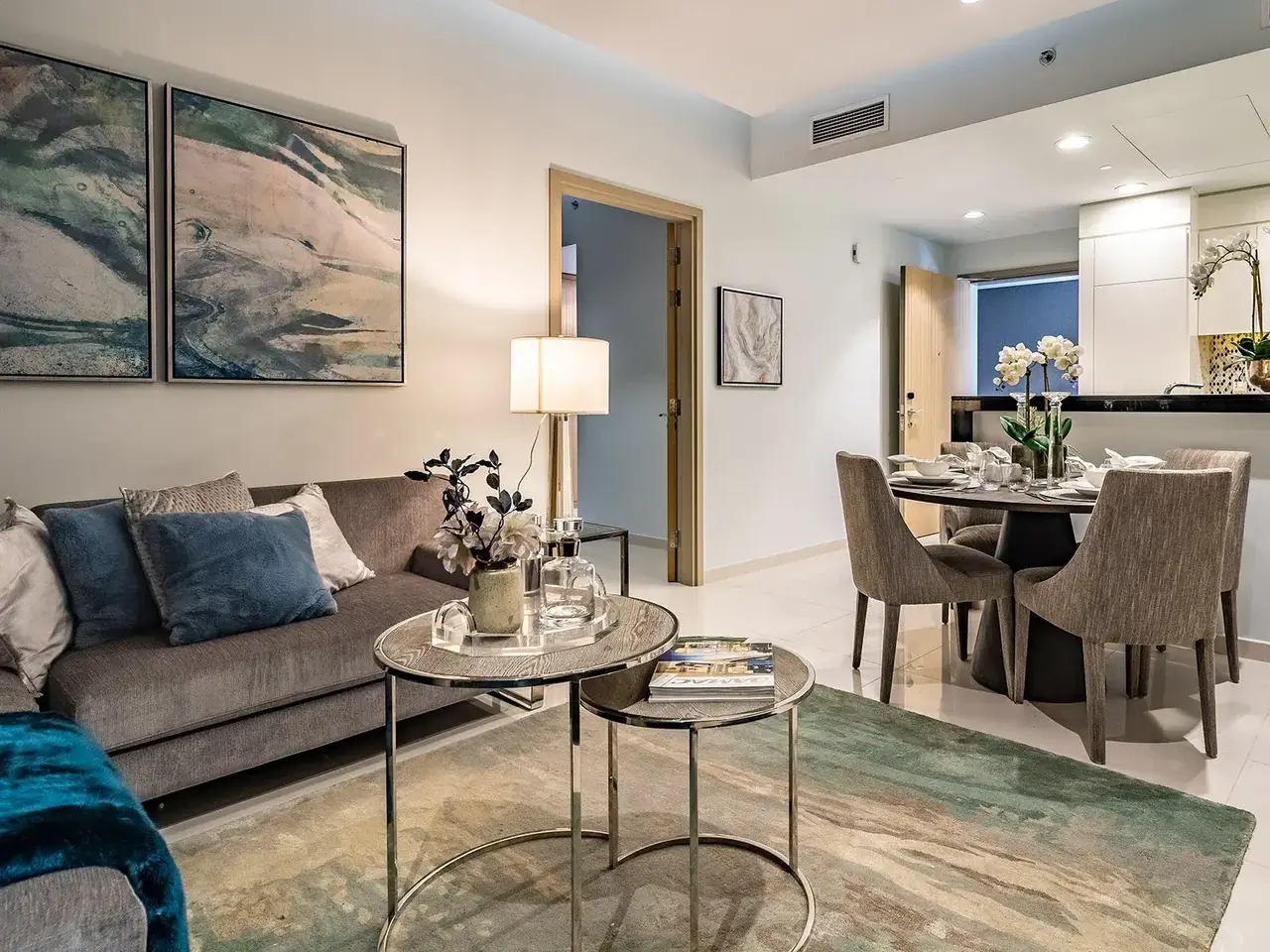 AYKON City Tower B · Sheikh Zayed Road, ドバイ