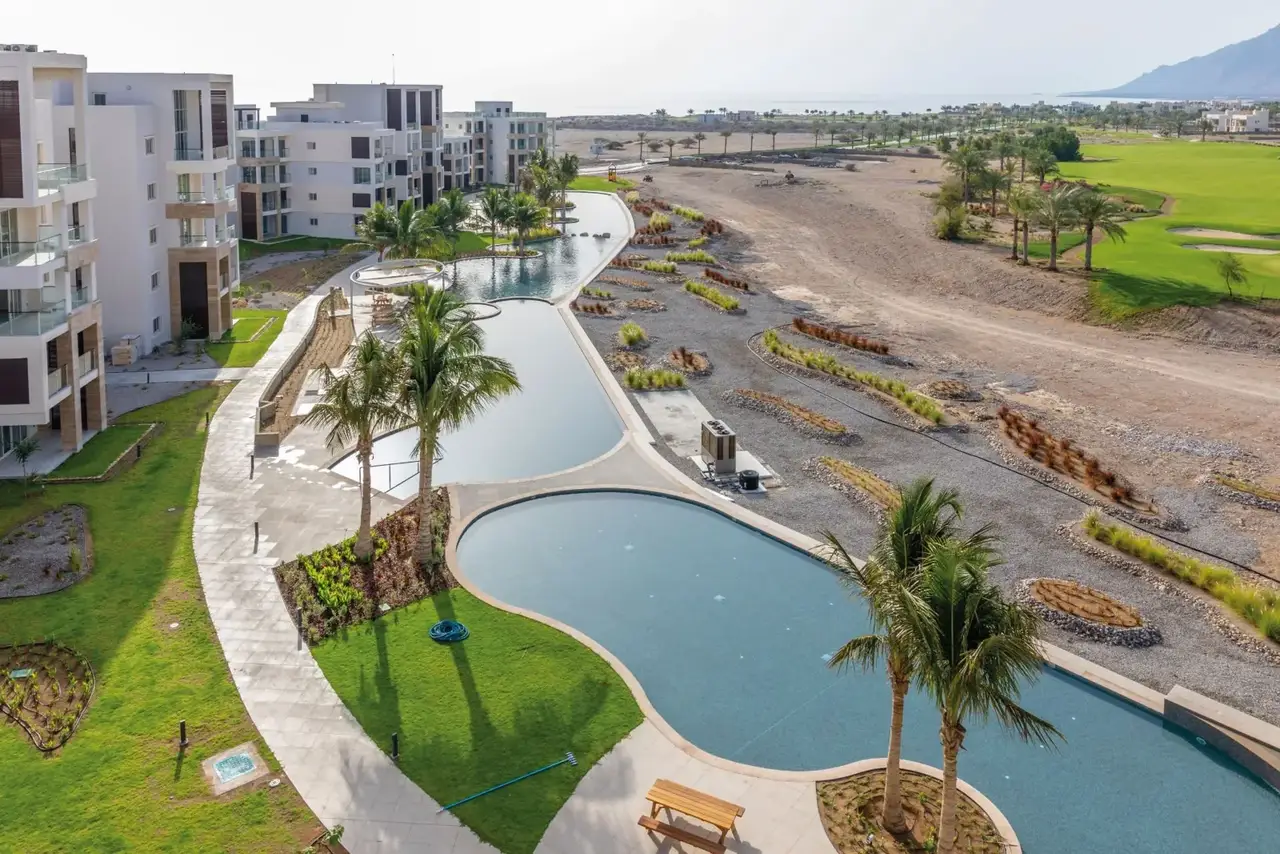 Golf Lake · Jebel Sifah, Маскат, Оман